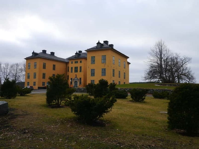 1-day 7h Royal Palace and Castle Tour from Stockholm - Wenngarn and the Fall of Gabriel De La Gardie