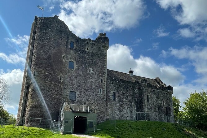 1 Day Castles, West Highlands and Loch Lomond Tour from Edinburgh - The guides make the long drives worthwhile