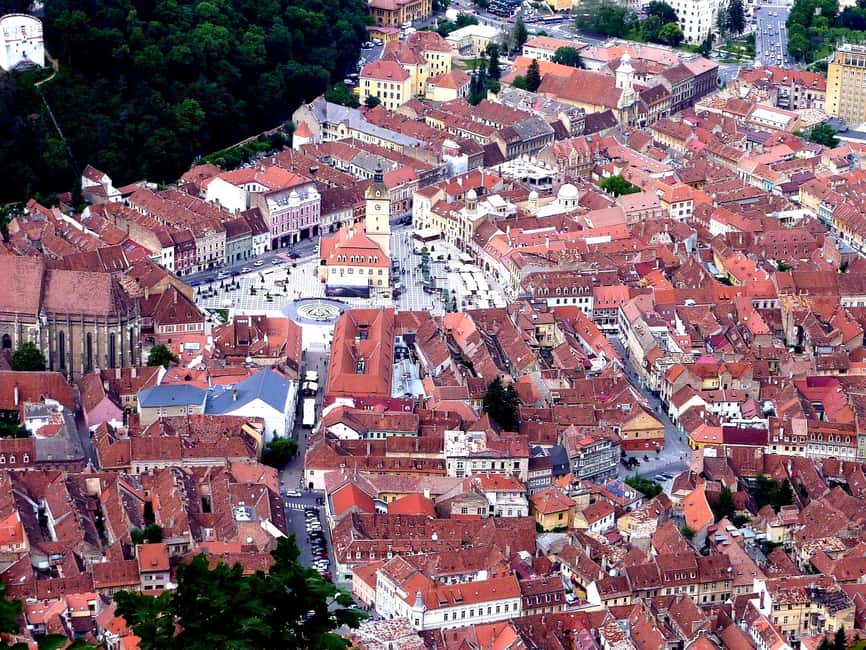 1-Day Guided Tour: Bucharest-Peles, Dracula Castle & Brasov - Bran Castle: Separating Dracula From Vlad the Impaler