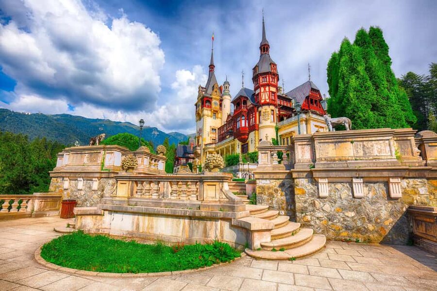 1-Day Minivan Tour 3 Castles: Peles, Wednesday & Dracula’s - The road back to Bucharest