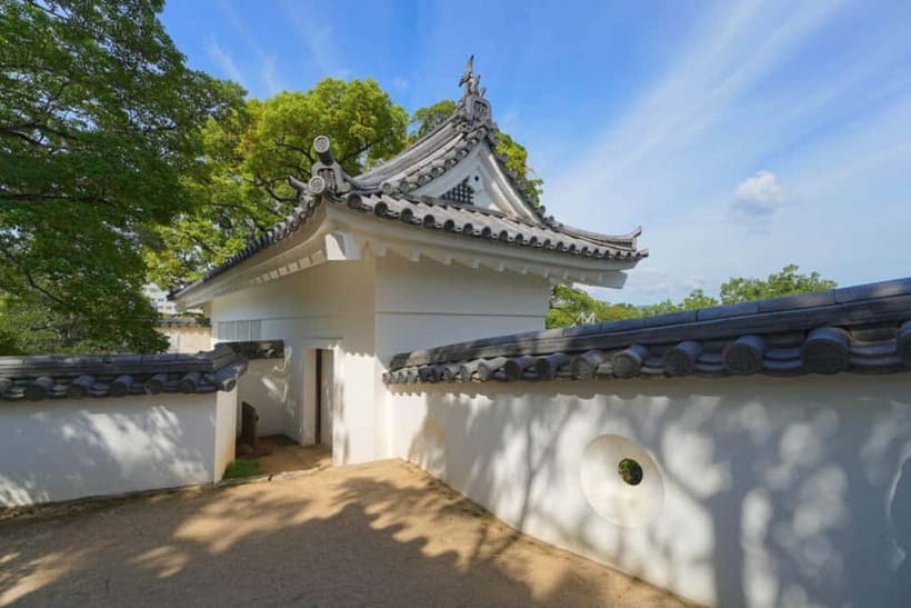 1-Day Tour from Okayama: Kurashiki, Gardens & Okayama Castle - Korakuen Garden and the art of controlled beauty