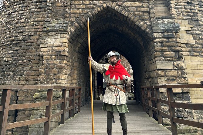 1-Hour and a Half Walking Guided Tour in Medieval Newcastle - The Guildhall and Newcastle’s merchant government