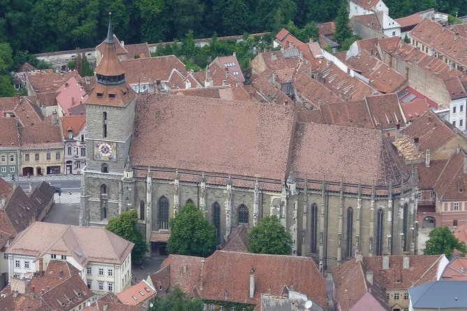 2-Day Small-Group Tour to Dracula's Castle, Rasnov Fortress, Peles Castle, Sighisoara and Libearty Brown Bear Sanctuary with Overnight in Brasov - Rasnov Citadel and the limits of a ten-minute stop