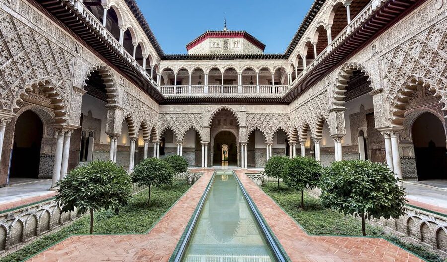 2-Hour Private Walking Tour in Alcazar of Seville - Key points at a glance