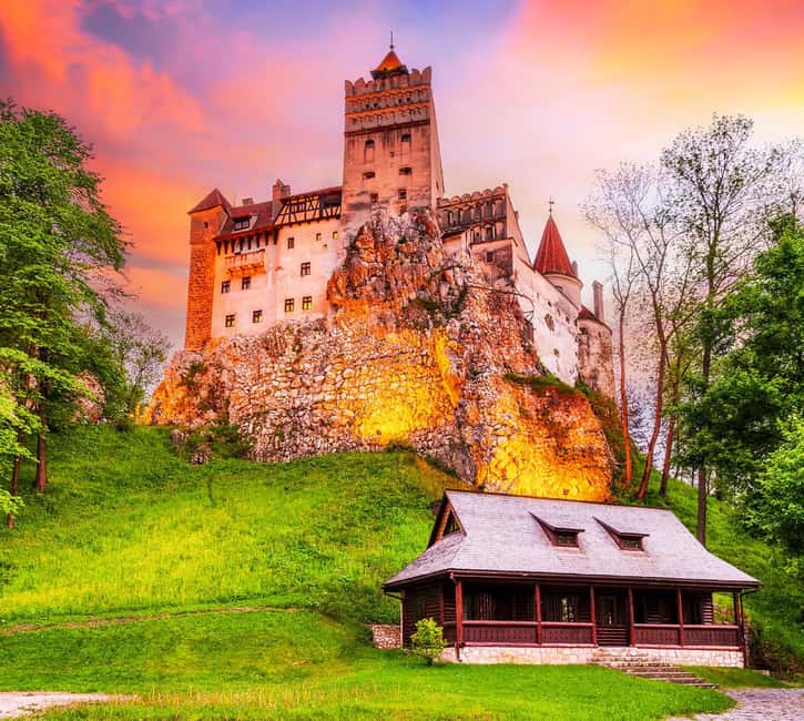 3 Castles Tour From Bucharest: Peles, "Wednesday" & Dracula - The five things to know before booking