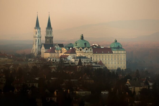 3 Castles & Wine Private Tour in Wachau Valley (incl. Melk Abbey) - The drive through Lower Austria
