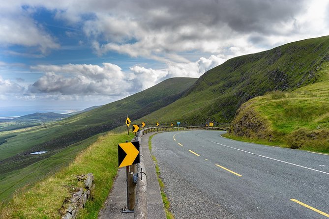 3-Day Blarney Castle, Ring of Kerry, & Cliffs of Moher Rail tour - Who should book this tour?