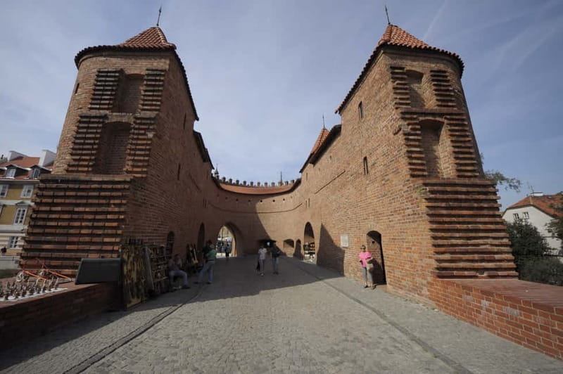 3 hour: Warsaw Old Town with Royal Castle /inc. Pick-up/ - Starting at your Warsaw hotel