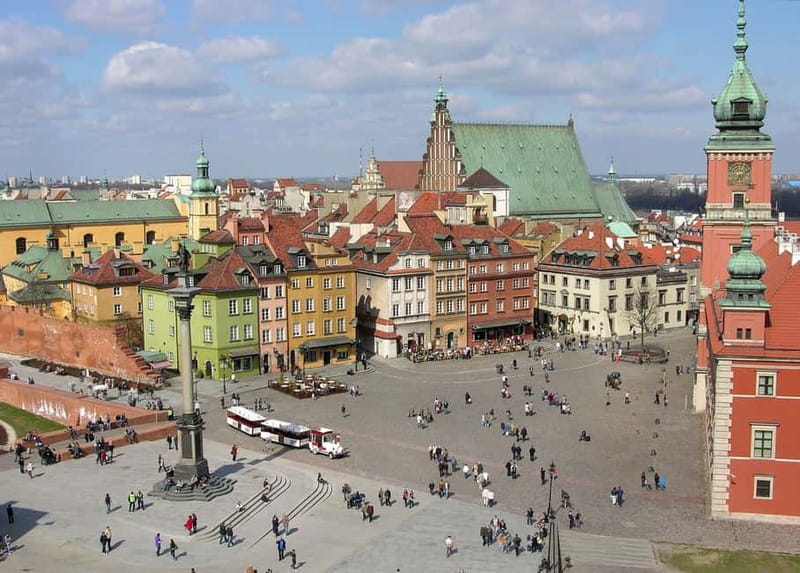 3 hour: Warsaw Old Town with Royal Castle /inc. Pick-up/ - Reading Warsaw through its Old Town streets