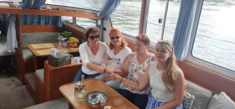 4h Harbor and Castle Sightseeing Cruise, our most booked! - Is the $682 price good value?
