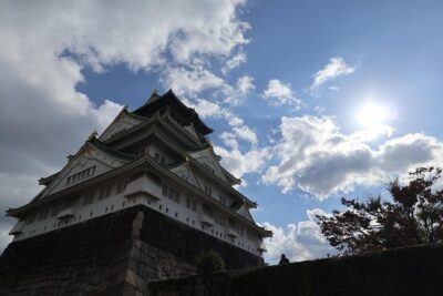 5-Hour Osaka Bike Tour to the Neighborhood of Osaka Castle