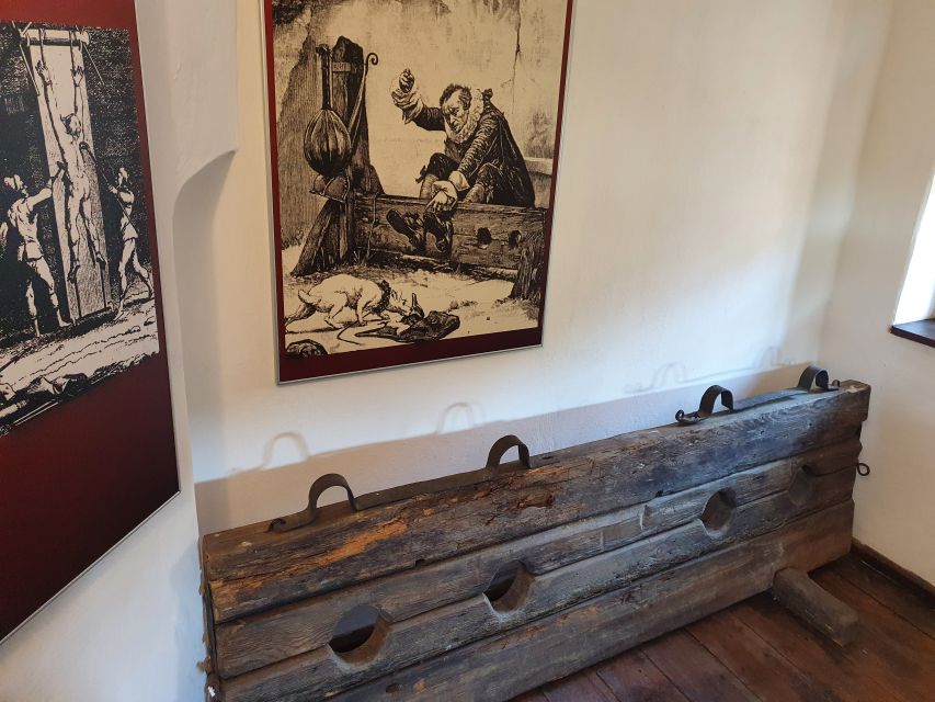 7h Dracula's Castle Private Tour from Bucharest - Fast Tour - Entering Bran Castle, Romania’s Dracula landmark