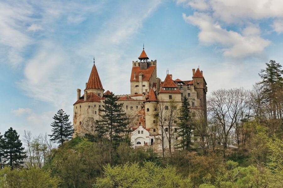 7h Dracula's Castle Private Tour from Bucharest - Fast Tour - How much time will you really have?
