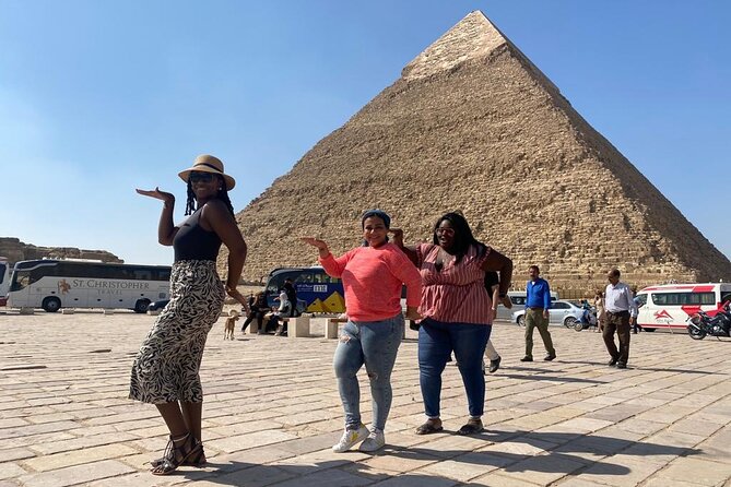 8 HRS Tour to Giza Pyramids, Egyptian Museum, Citadel & Felucca. - Who should book this experience?