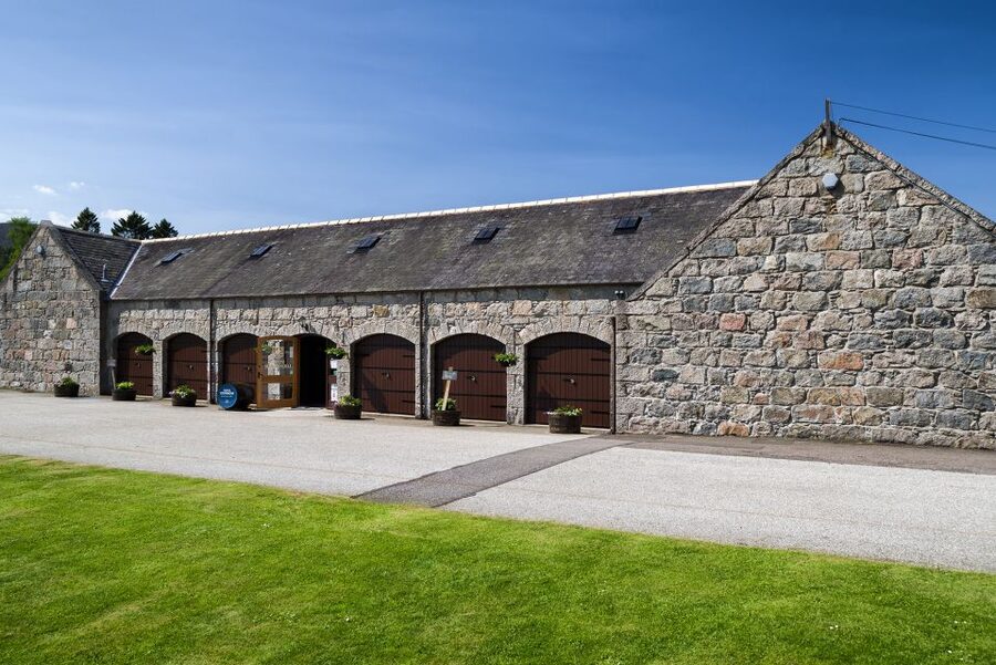 Aberdeen, Shire Castle & Distillery Private Group Day Tour - Key points at a glance