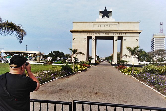 Accra Slave Castle and City Private Tour with Pick up - Kwame Nkrumah Memorial Park and Ghana’s independence