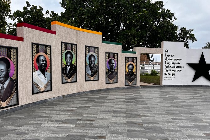 Accra Slave Castle and City Private Tour with Pick up - Osu Castle and the difficult side of Accra’s past