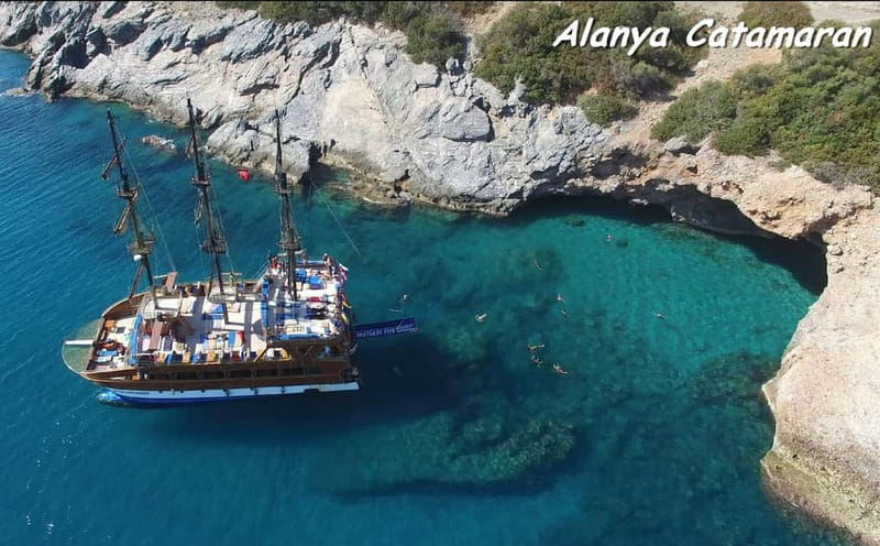 Alanya: Family-Friendly Catamaran Cruise with Castle Views - Pirates Cave, Lovers Cave, and Phosphorus Cave