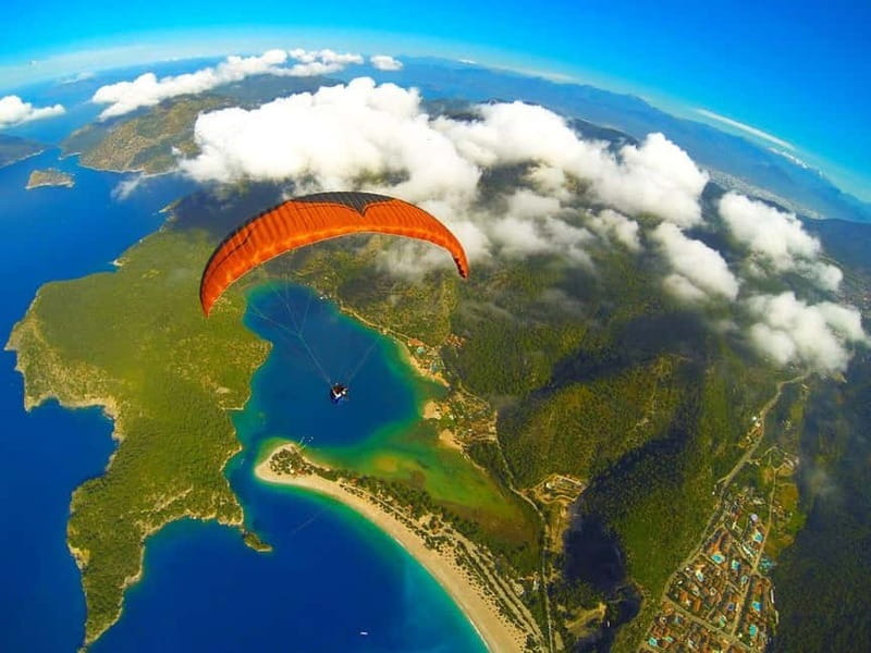 Alanya: Tandem Paragliding with Beach and Castle Views - From hotel pickup to the mountain launch site