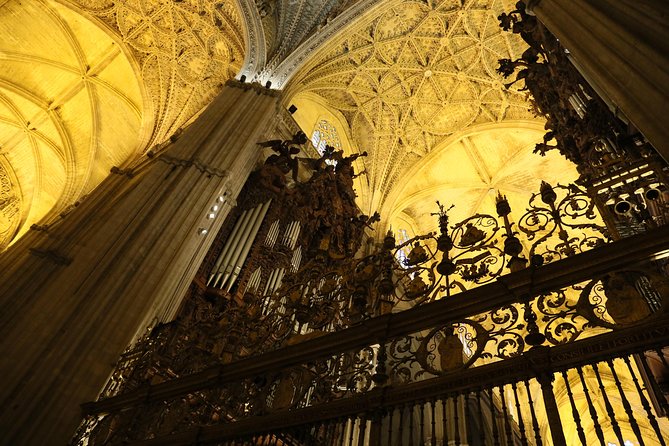 Alcazar and Cathedral Tour - The Royal Alcázar: palace rooms and famous gardens