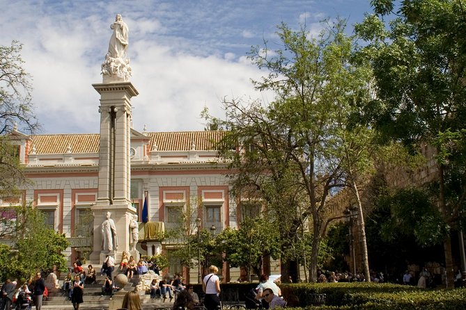 Alcázar and Jewish Quarter Guided Walking Tour in Seville - Is $68 a fair price?