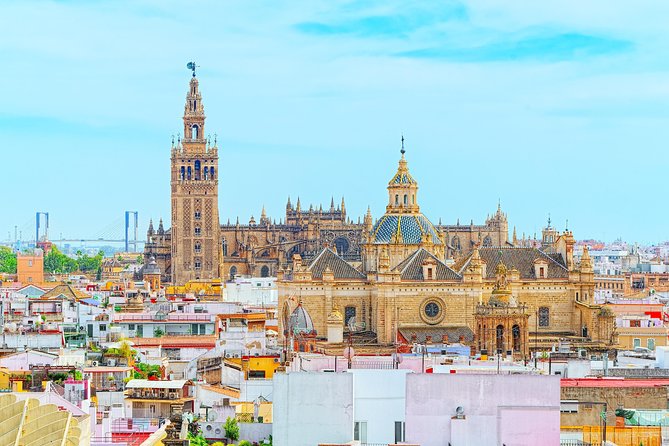 Alcazar, Cathedral and Giralda Guided Tour with Priority Tickets - The Royal Alcázar: one palace, many styles