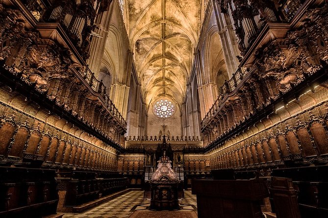 Alcazar, Cathedral and Giralda Guided Tour with Priority Tickets - How tiring is the three-and-a-half-hour route?