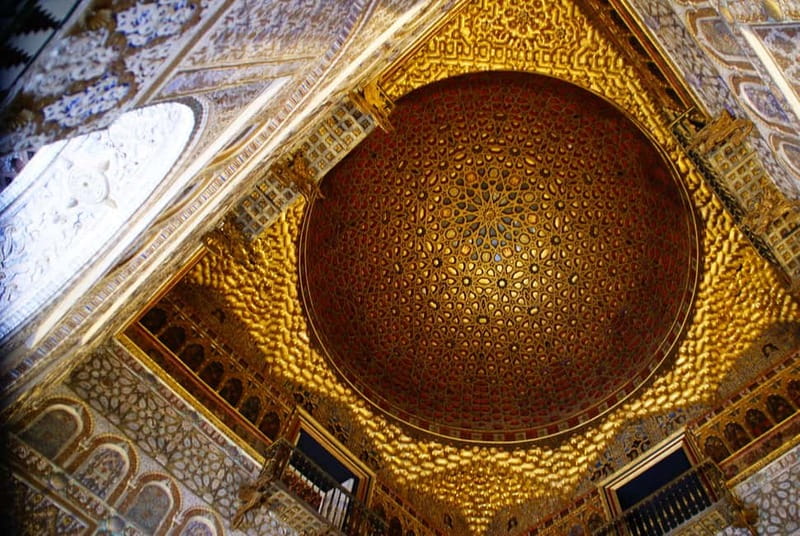 Alcazar & Cathedral of Seville Exclusive Group max. 9 guests - The Giralda’s 34 ramps and city view
