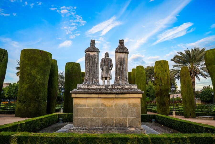 Alcazar of Cordoba Entry Ticket and Guided Tour - Who should book this Alcazar tour?