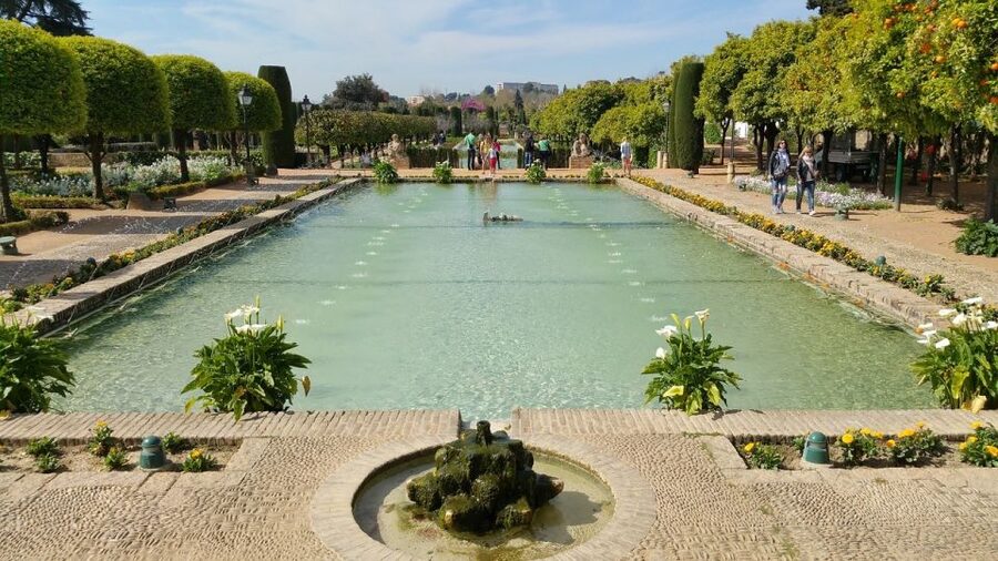 Alcazar of Cordoba Entry Ticket and Guided Tour - Climbing the watchtowers for Cordoba views