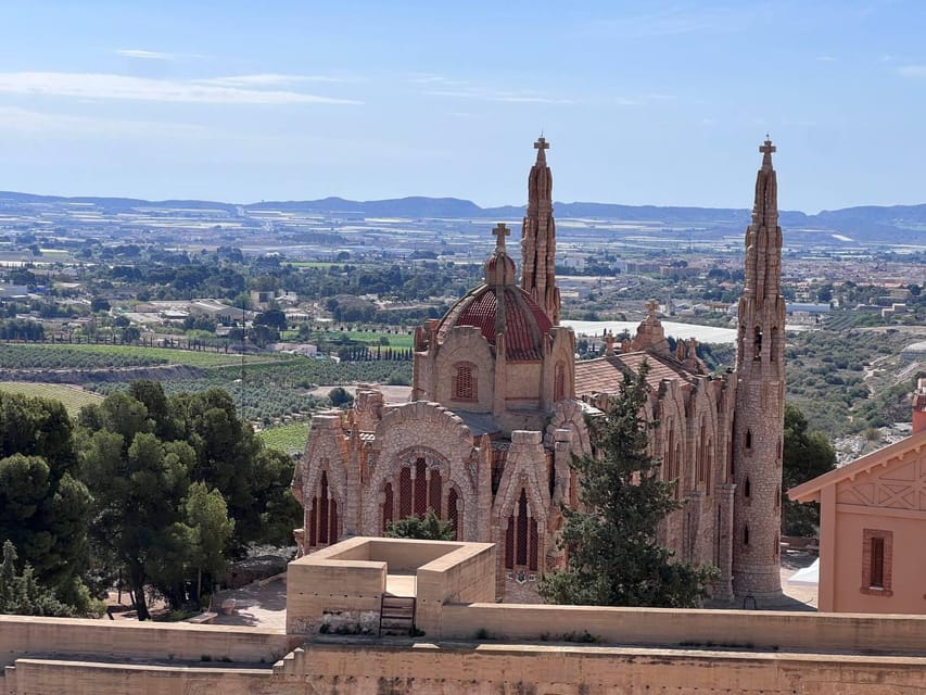Alicante:Beatiful Castle of Mola+tasting of local wine - Inside the winery near Novelda
