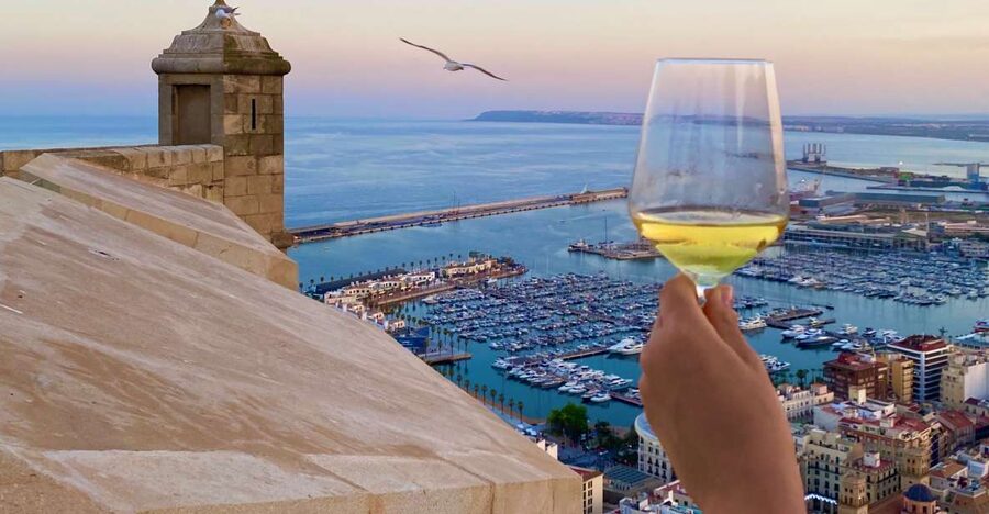 Alicante: Santa Bárbara Castle Wine Tasting & Tapas - Key points at a glance