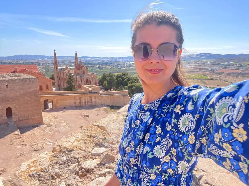 Alicante:Winery Tour+ Wine Tasting + Old castle - Inside the winery’s production rooms