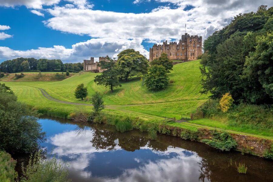 Alnwick Castle and Scottish Borders Tour from Edinburgh - The return route and a brief Coldstream stop
