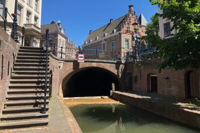 Amsterdam Castle & Utrecht City – Private Day Tour