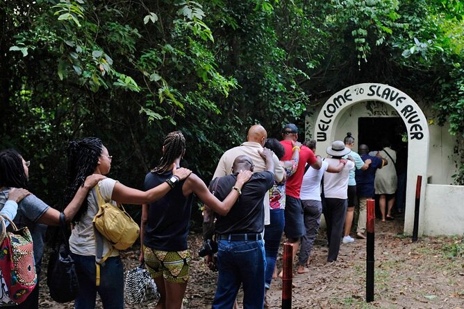 Assin Manso Slaves River and Cape Coast Castle Tour - Key things to know before booking