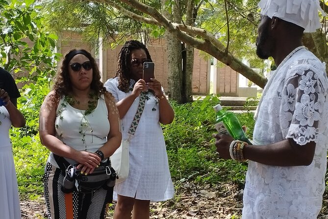 Assin Manso Slaves River and Cape Coast Castle Tour - The road, the vehicle, and the private format