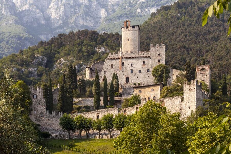 Avio: Avio Castle Entry Ticket - A one-hour visit that works well with other plans