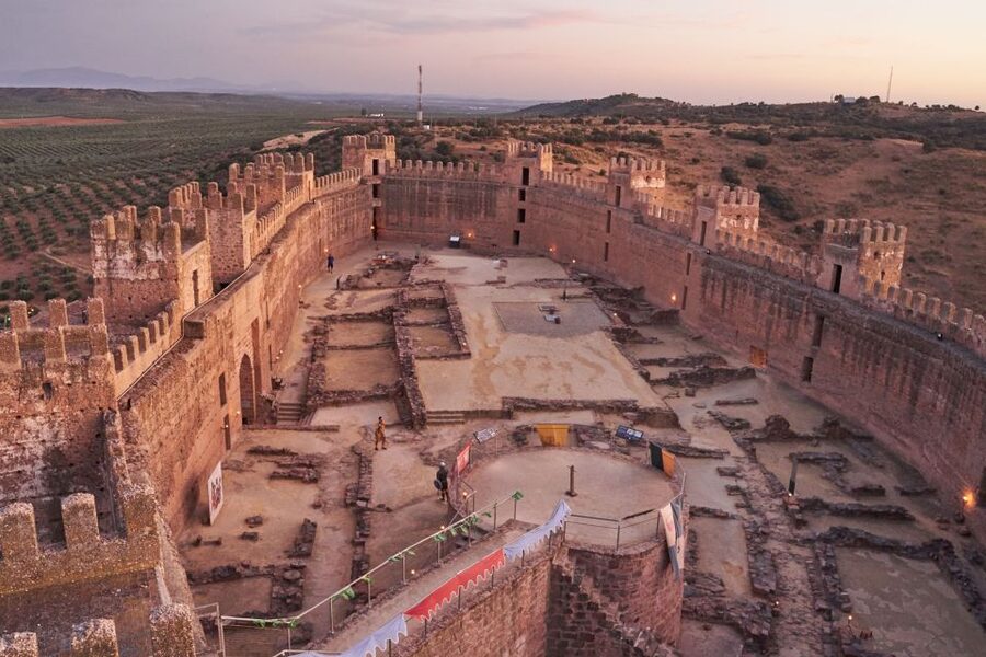 Baños de la Encina: Bury al-Hamma Castle Guided Tour - Who will enjoy this visit most?