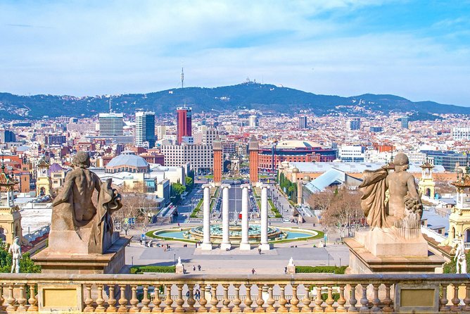 Barcelona Best Views: Old Town and Montjuic Castle Private Tour - The castle tower’s 360-degree view