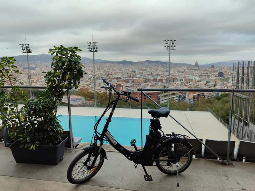 Barcelona: Montjuïc e-bike Adventure with Views and Castle - The 1992 Olympic Ring