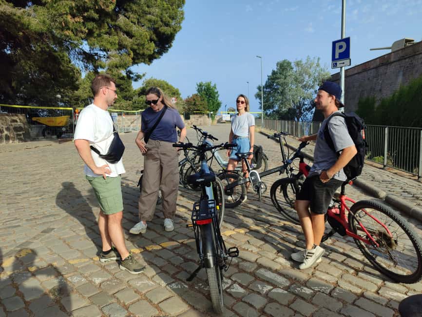 Barcelona: Montjuïc e-bike Adventure with Views and Castle - What the $49 price includes