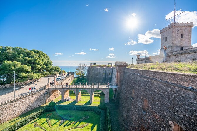 Barcelona: Old Town, Montjuic Castle, Cable Car Small Group Tour - What the $66.39 Price Buys You