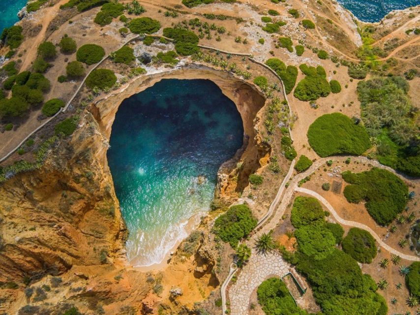 Benagil & Silves Castle Seightseing Tour from Albufeira - Our Lady of the Rock Chapel has the classic coastal view