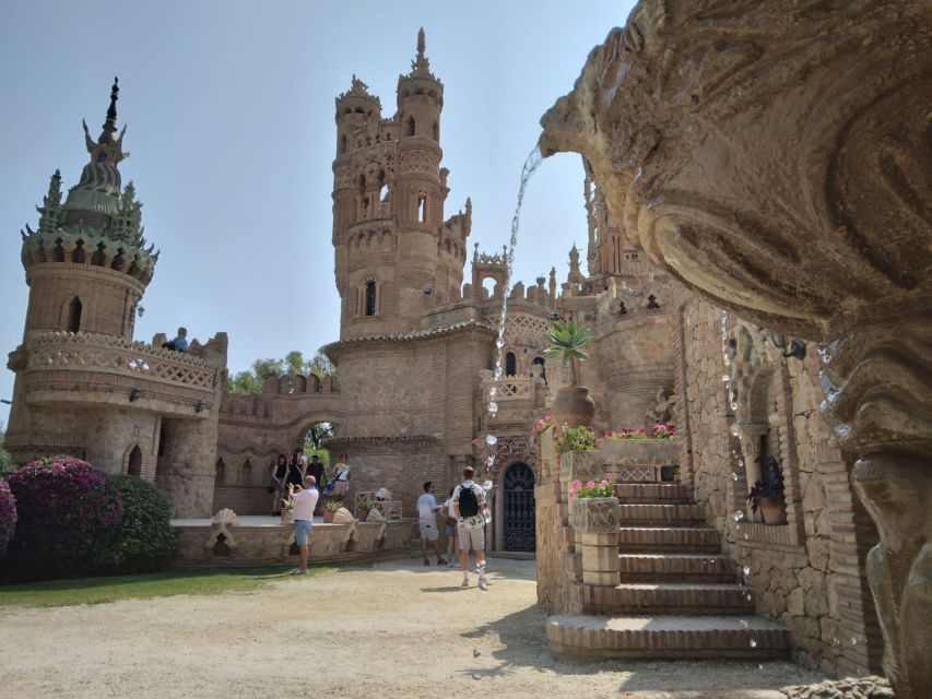 Benalmadena: Colomares Castle Tour with Entry Ticket - Which guide language and tour style should you expect?
