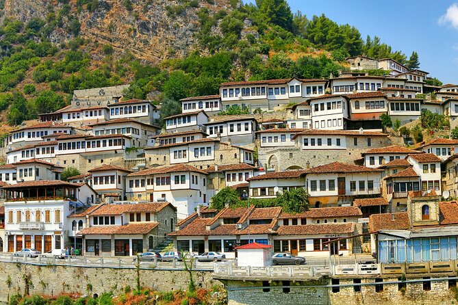 Berat city UNESCO tour, the Castle & Belshi lake- From Tirana - Weather, clothing, and the walking effort