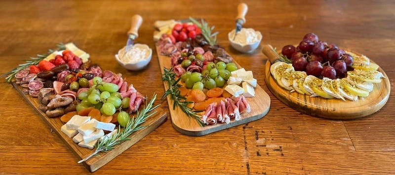 Bergerac: Lunch at Chateau Lestevenie - A quiet lunch at Chateau Lestevenie