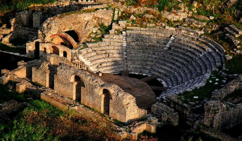 Best of Saranda: Blue Eye, Butrint, Ksamil & Lekuresi Castle - The Blue Eye is nature at its most striking