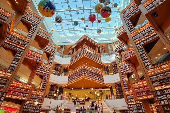 Beyond Seoul: Starfield Library, Hwaseong Fortress & Cave Quest - Hwaseong Fortress and Suwon’s royal story