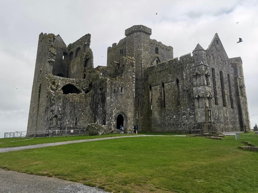 Blarney Castle: Private Guided Day Tour from Dublin - The drive is part of the bargain